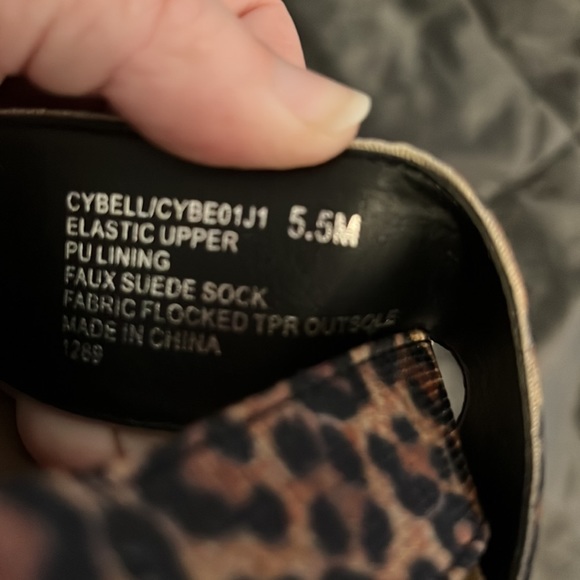 Madden Girl Leopard Platform Sandals, Elastic Bands, Size 5.5,Never Worn Outside - Picture 4 of 4